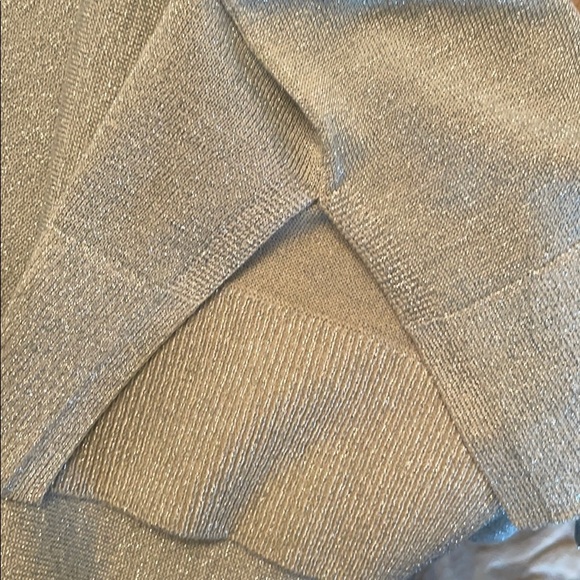 H&M Silver metallic mock turtleneck sweater - Picture 4 of 4